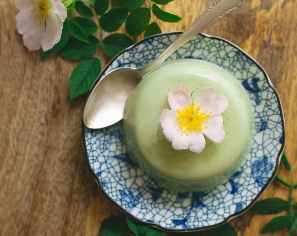 panna cotta z matchą