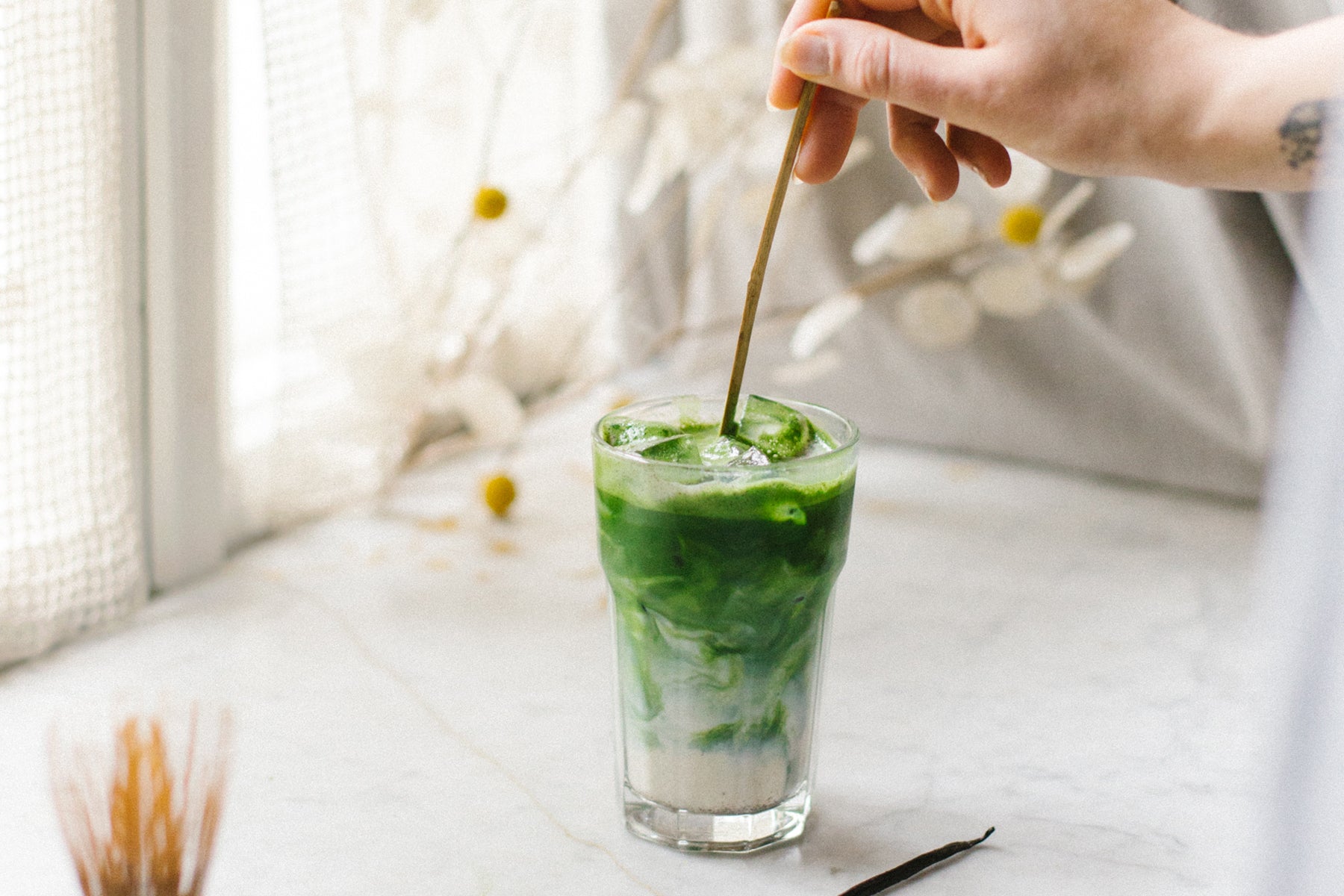 vanilla ice matcha latte