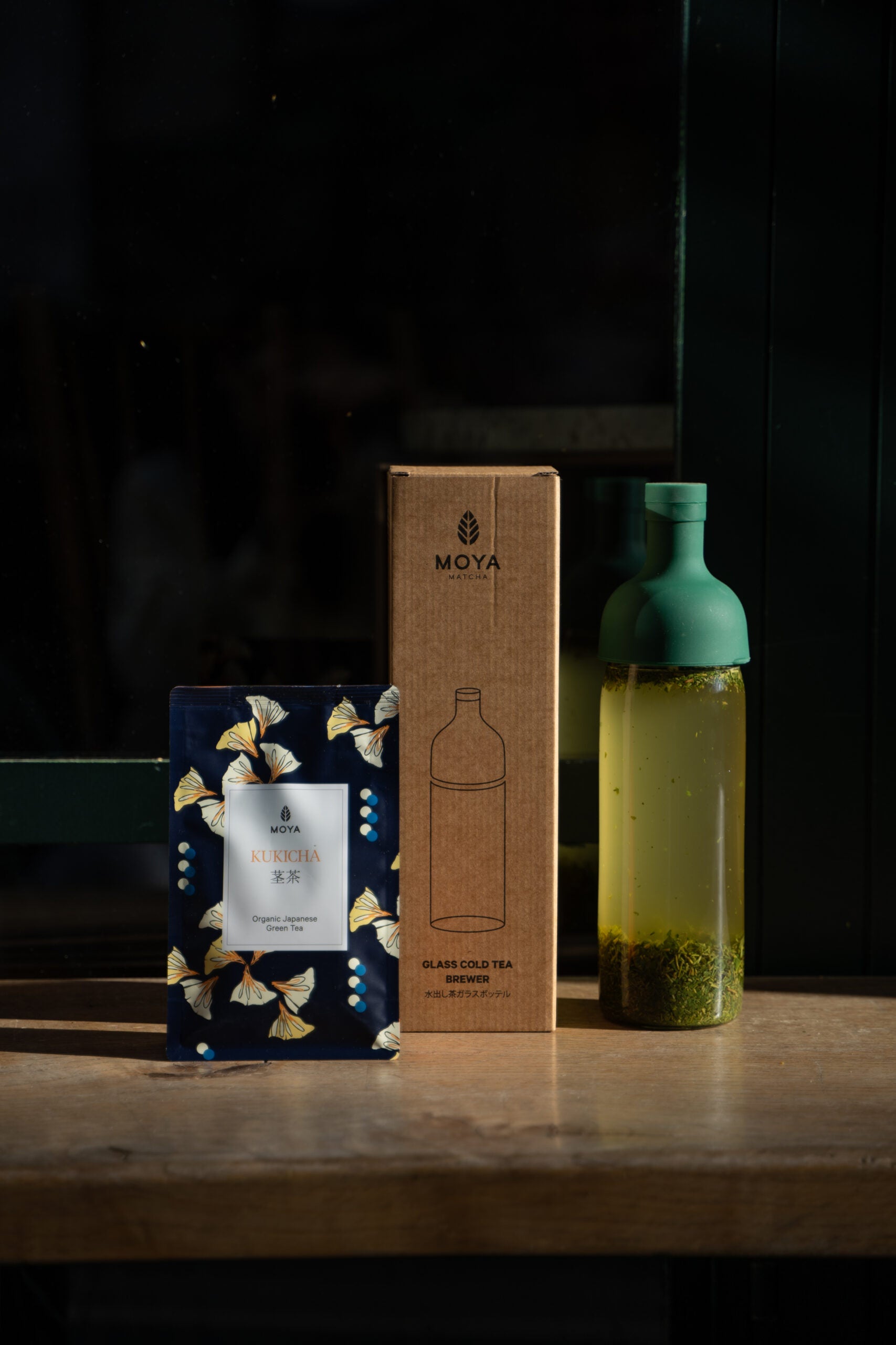 Zestaw Cold Brew - Butelka 750ml &amp; Moya Kukicha 100g