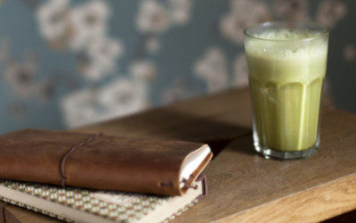 Matcha banana smoothie