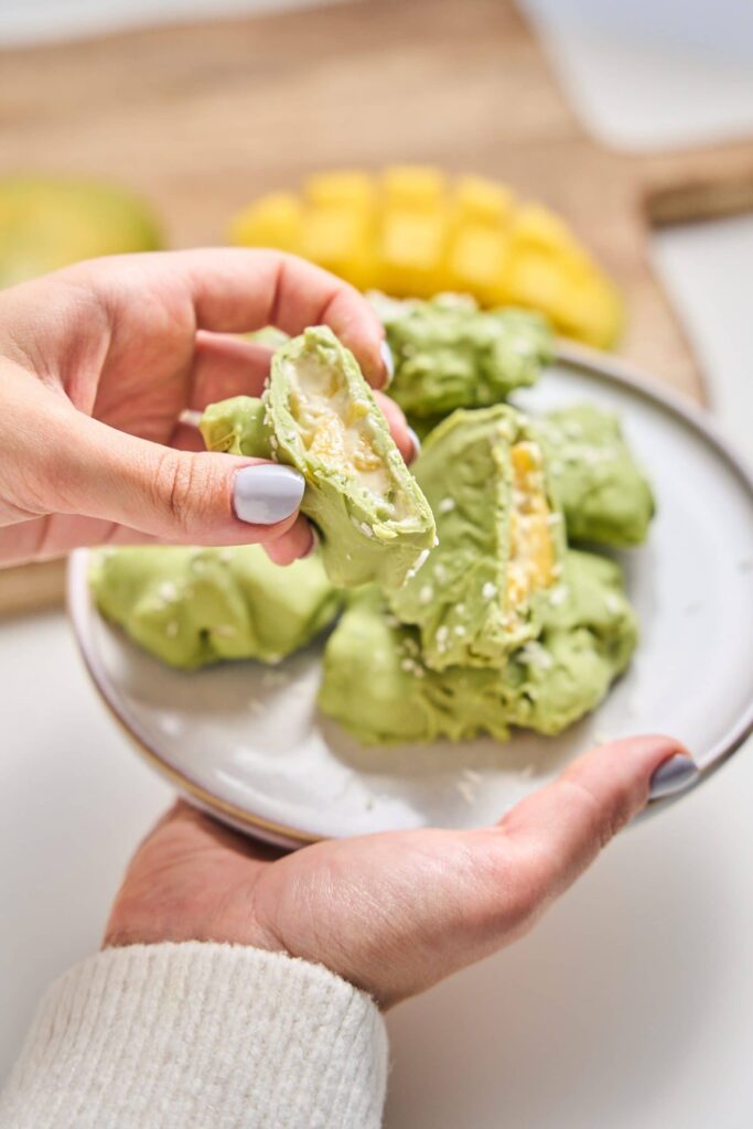 Mango Bites in Matcha Chocolate