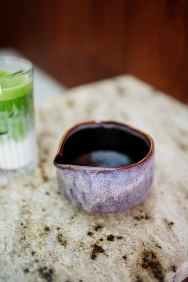 Matchawan Sumomo czarka do matchy z dzióbkiem