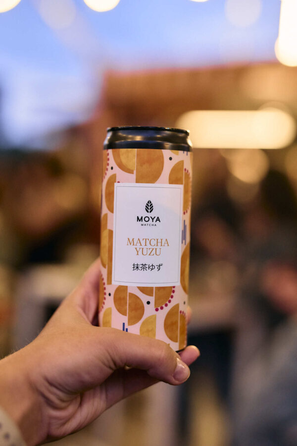 Moya Matcha Yuzu – napój w puszce 330 ml