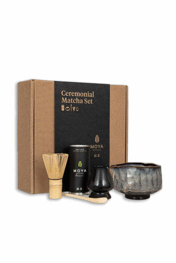 Moya Matcha Ceremonial Set Sumomo with a spout